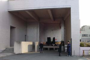 �R���T�[�g�̒��̕��i