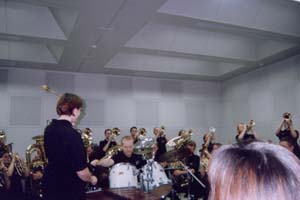 ���ꂼ�G���^�[�e�C�����g����̔e�ҁI