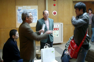 Mac�k�`�ɉԂ��炩����2�l