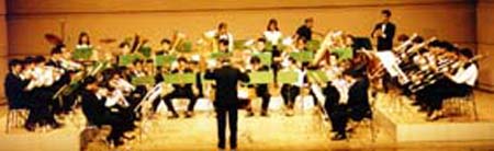 �j���[�E�C���[�E�R���T�[�g'95���2�������t���