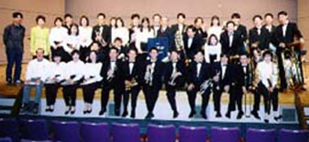 �j���[�E�C���[�E�R���T�[�g'96���3�������t���